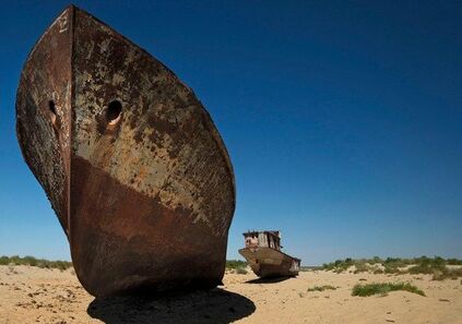 Ship In Desert, ©Alain Schroeder / Climate Visuals Countdown,Uzbekistan